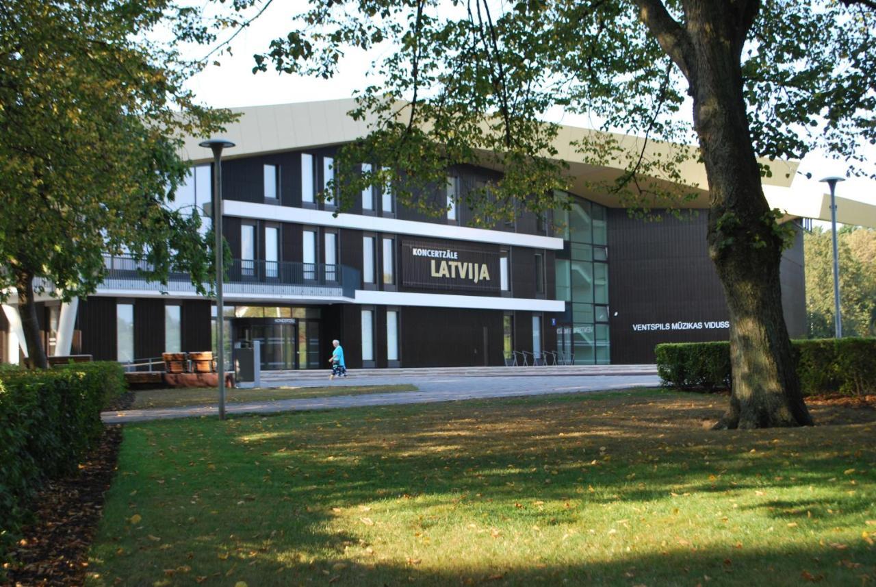 Hotel Fantasy Park Ventspils Exterior foto